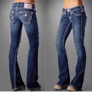 TRUE RELIGION Joey Twist Flare WhiteStitch Jean 24